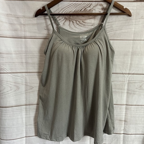 32 Degrees Tops - 32 Degrees Cool Women's Gray Relaxed Built in Bra Camisole Tank Top Medium